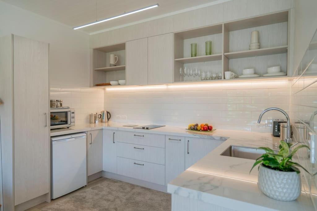 Apartamento On The Point Whitianga Exterior foto